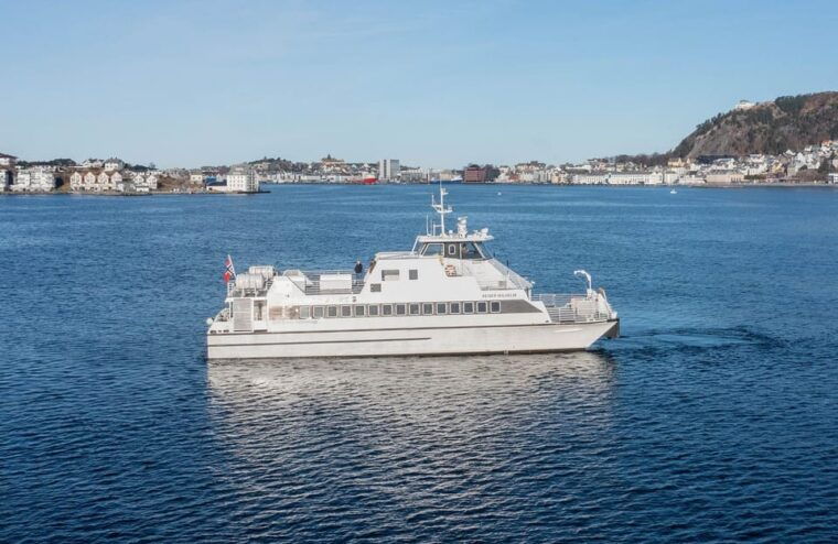 tromso-whale-safari-with-ms-keiser-wilhelm