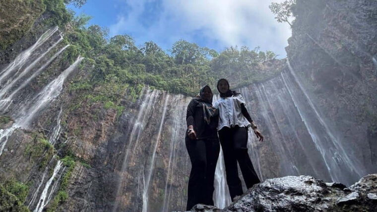 tumpak-sewu-waterfall-1-day-trip-from-malang-or-surabaya