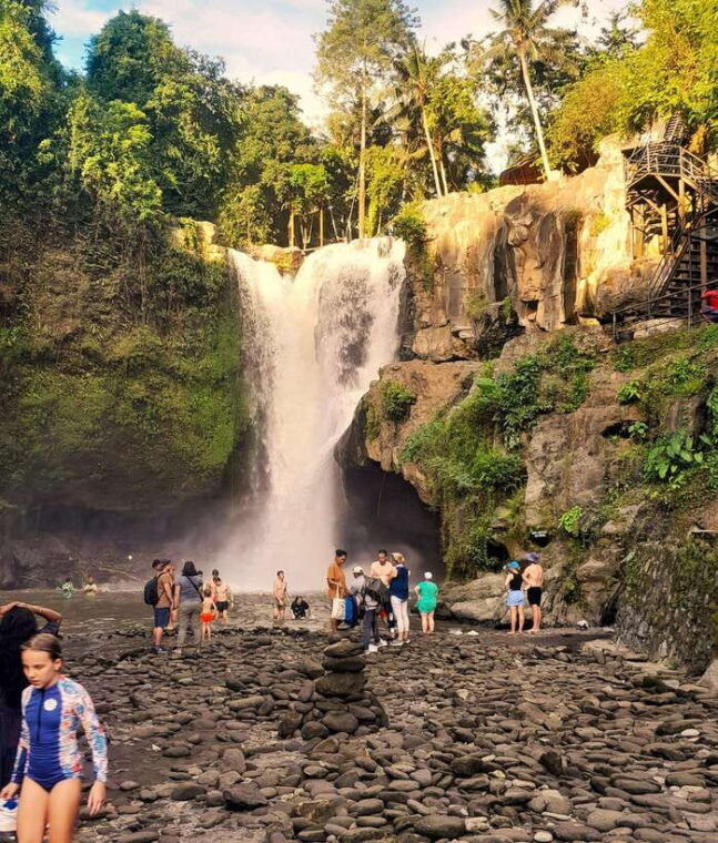 ubud-atvart-villagetemple-waterfall