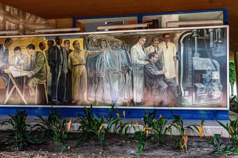 unam-murals-revolution