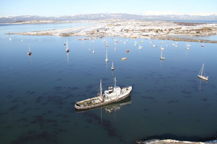 ushuaia-heart-of-the-andes-scenic-helicopter-adventure