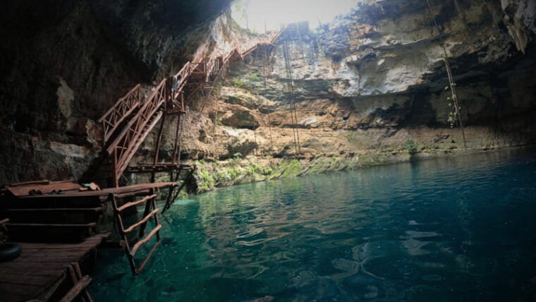 valladolid-chichen-itza-2-cenotes-shared-transportation