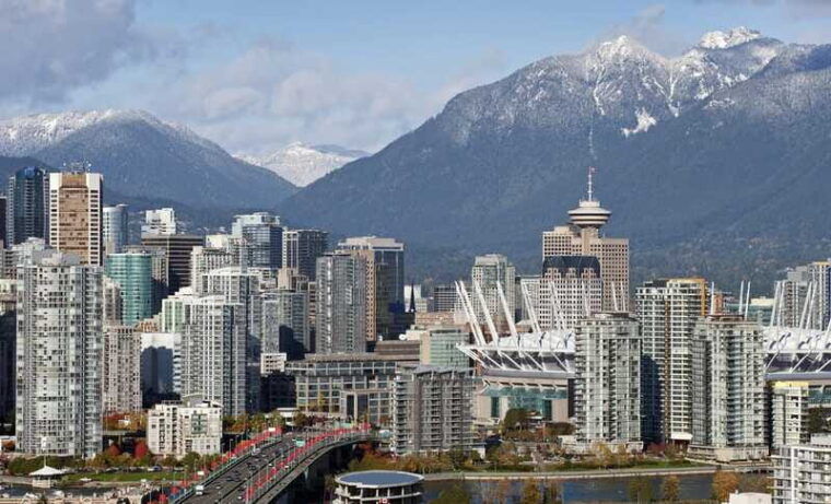 vancouver-grouse-mountain-express-tour-with-skyride