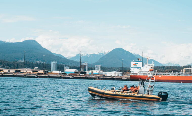 vancouver-waterfront-sightseeing-tour-city-and-nature