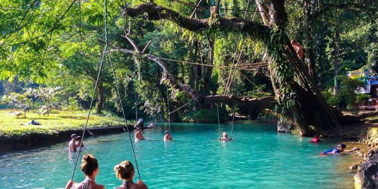 vang-vieng-blue-lagoon-and-countryside-bike-tour-with-lunch