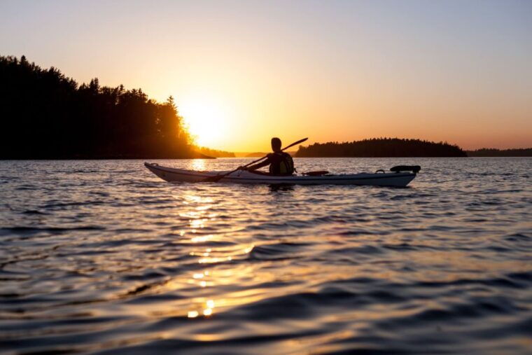 vaxholm-stockholm-archipelago-sunset-kayaking-tour-and-fika