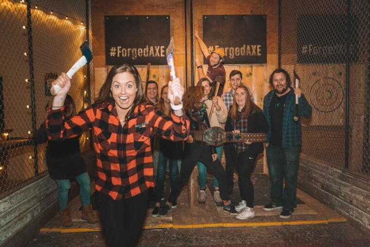 victoria-axe-throwing-experience