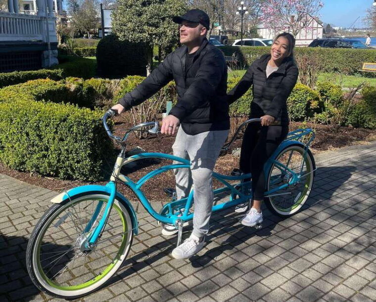 victoria-city-bike-tour-2-5-hr-history-and-highlights-tour