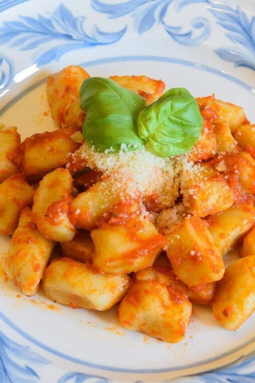 vietri-sul-mare-dining-experience-at-a-locals-home