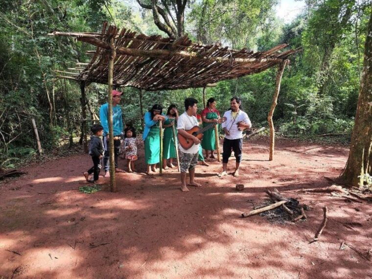 visit-guarani-village-at-mborore-fort-with-brunch