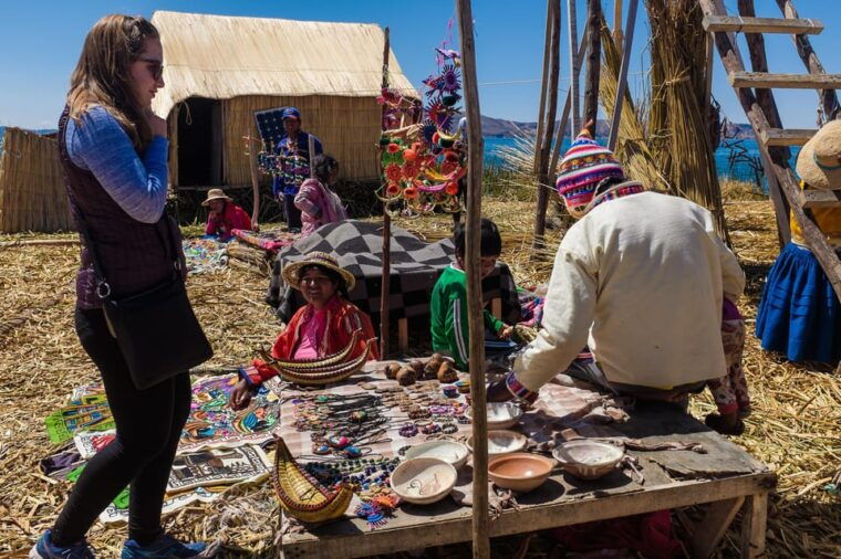 visit-titicaca-treasures-explore-floating-islands-taquile