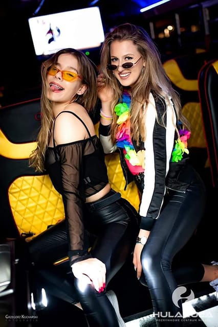 warsaw-1-hour-private-school-party-bus-experience