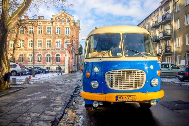 warsaw-2-5-hour-dark-side-praga-district-by-a-retro-bus