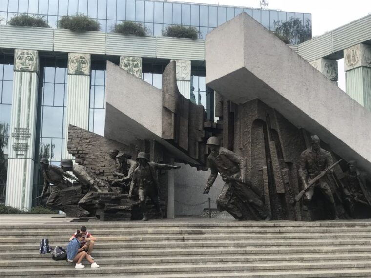 warsaw-skip-the-line-royal-castle-guided-tour