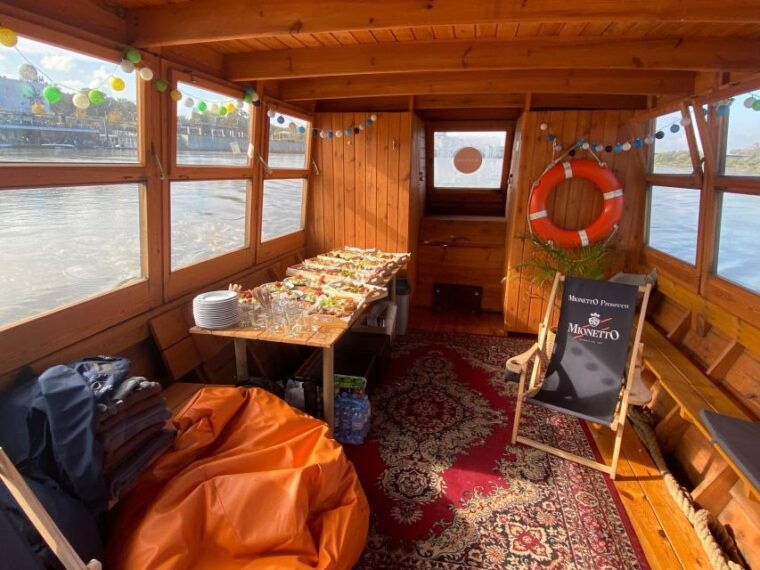 warsaw-vistula-river-sunset-cruise-with-welcome-drink