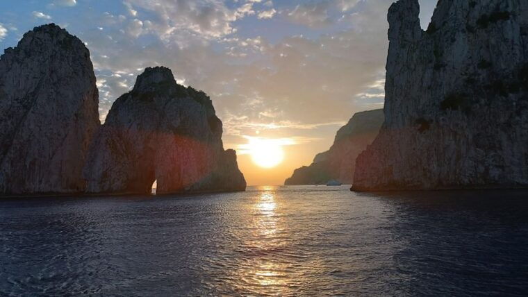 wonderful-sunset-lets-toast-in-the-wake-of-the-sunset
