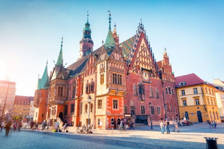 wroclaw-private-old-town-guided-walking-tour-2-h