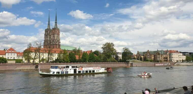 wroclaw-venice-of-the-north-monuments-on-the-odra-river-2h