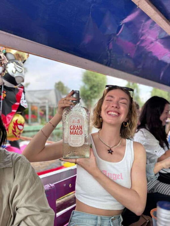 xochimilco-tequila-tasting-unlimited-and-cultural-boat-party