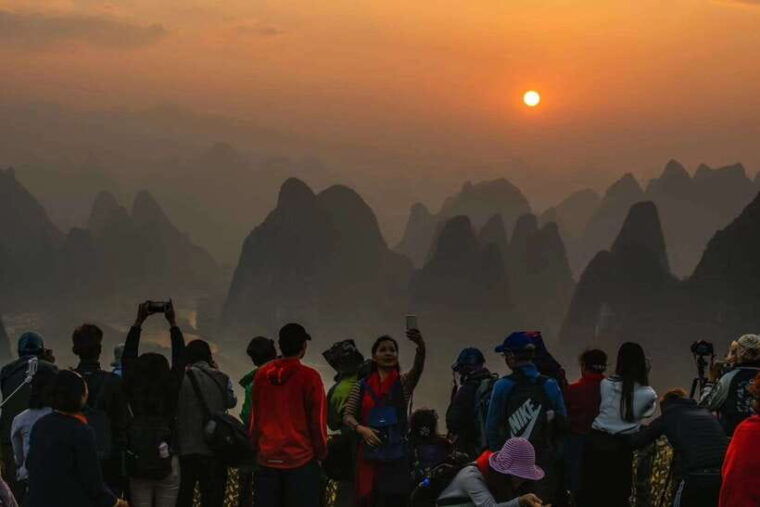 yangshuo-guilin-full-or-half-day-xianggong-hill-sunrise