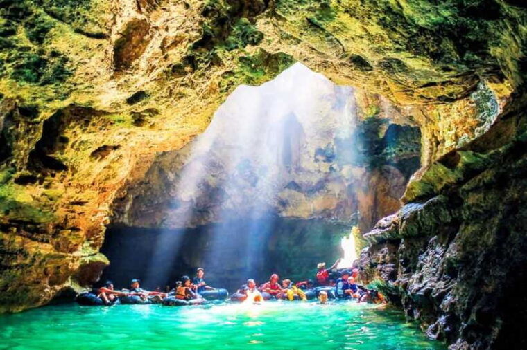 yogyakarta-jomblang-cave-pindul-cave-day-trip-with-lunch