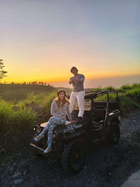 yogyakarta-merapi-sunrise-jomblang-and-pindul-caves-trip