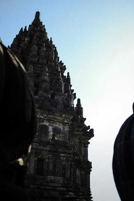 yogyakarta-prambanan-temple-cycling