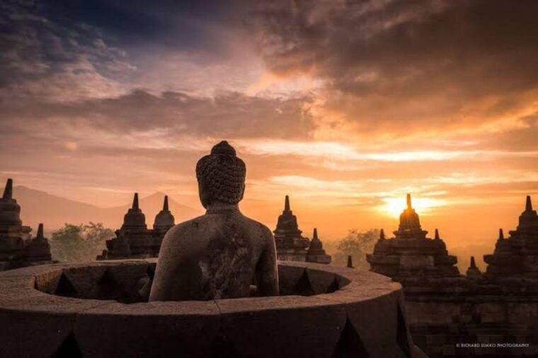 yogyakarta-self-made-tour-car-driver-1day-private-tour