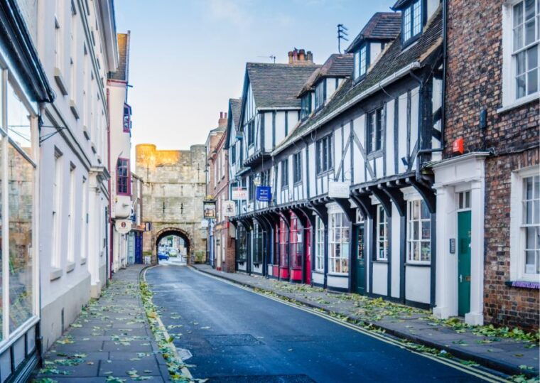 york-historical-gems-tour-a-taste-of-york-chocolate-2