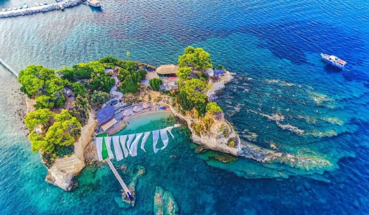 zakynthos-half-day-caretta-turtle-spotting-keri-caves