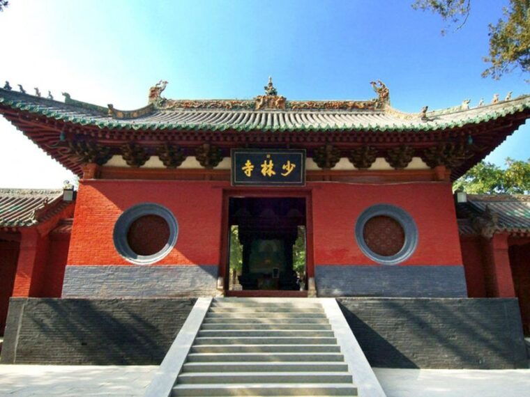 zhengzhou-private-guided-tour-transfer-to-shaolin-temple
