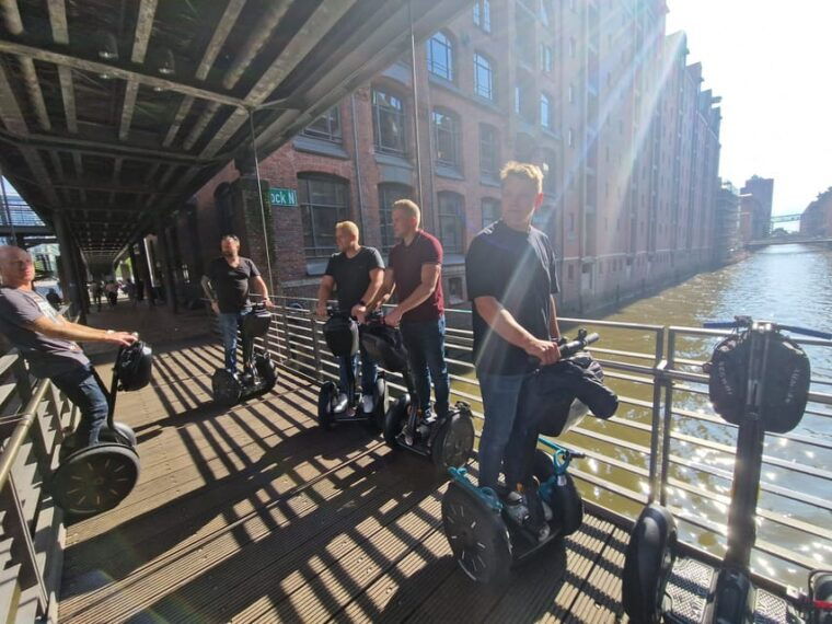 2-hours-hamburg-night-segway-tour