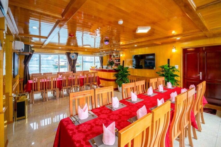 2days-1night-cruise-ha-noi-cat-ba-island-lan-ha-bay