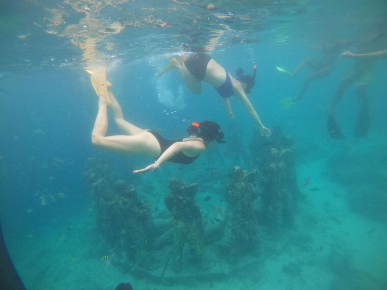 4-hours-snorkeling-3-gilis-trawanganmeno-gili-air
