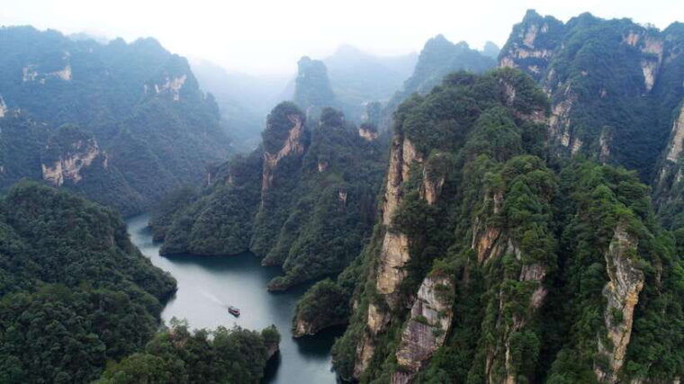 9-day-china-tour-with-zhang-jia-jie-and-guilin-lhasa