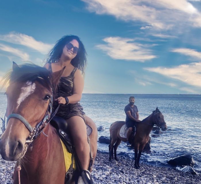 akrotiri-guided-horseback-riding-day-trip-to-a-beach