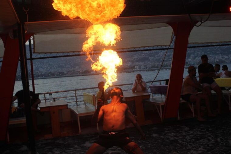alanya-evening-jeep-tour-with-sunset-boat-trip-and-dinner