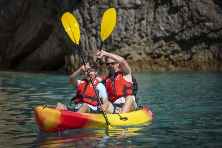 albufeira-2-hour-caves-and-cliffs-kayaking-experience