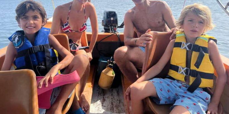 all-inclusive-trincomalee-pigeon-island-tour-snorkeling