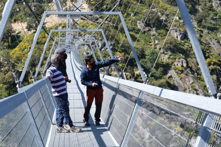 alvarenga-paiva-walkways-and-516-arouca-bridge-guided-tour