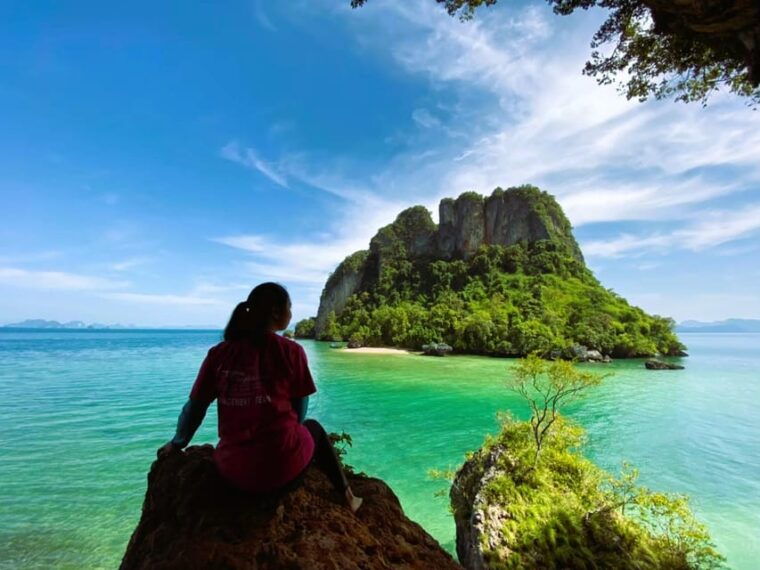 ao-nang-4-islands-day-tour-by-speedboat-or-longtail-boat