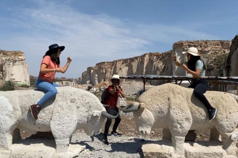 arequipa-tour-along-the-sillar-route-culebrillas-canyon