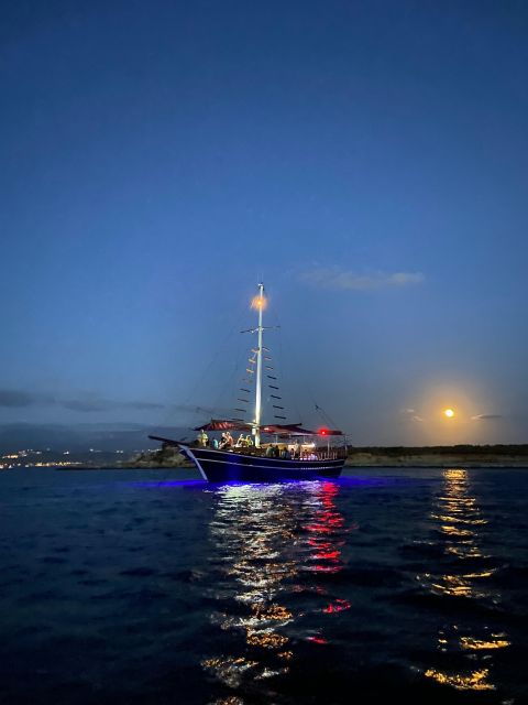 argostoli-sunset-cruise-with-swim-stops-dinner-and-wine