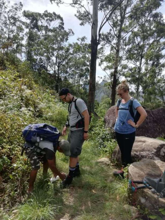 art-lanka-knuckles-trekking