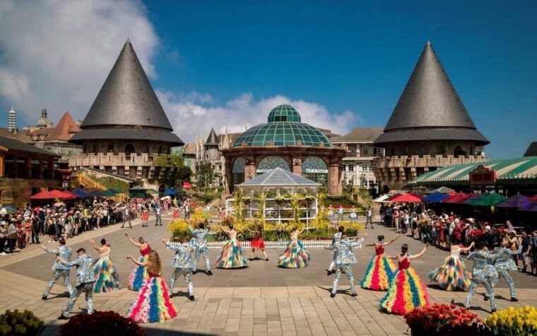 ba-na-hills-cable-car-tour-with-buffet-lunch-by-shuttle-bus