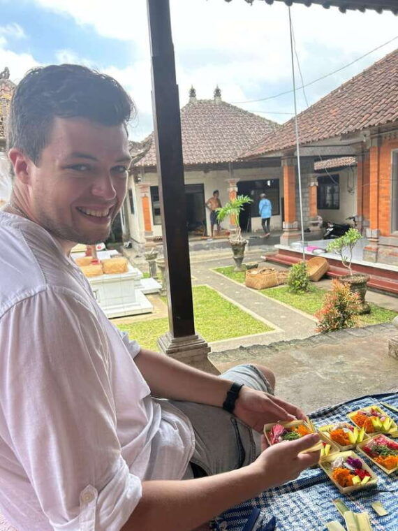 bali-hidding-surprise-explore-village-big-tree-culture