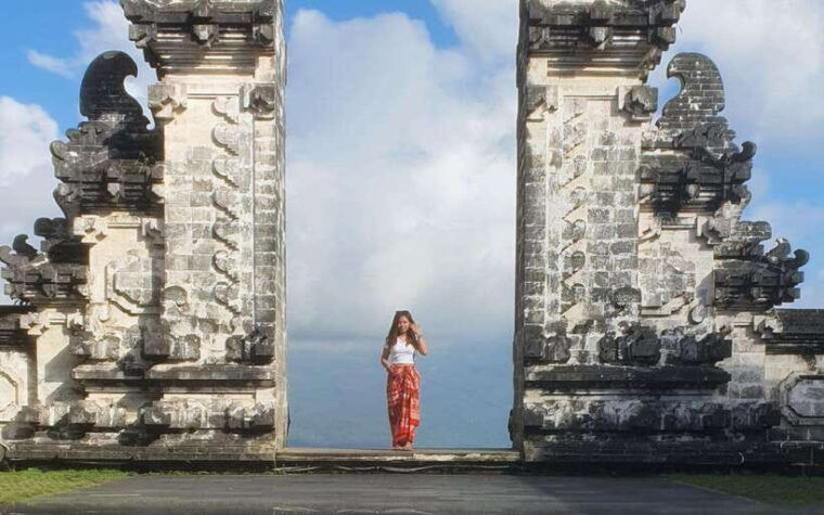 bali-lempuyang-temple-tirta-gangga-and-taman-ujung-tour