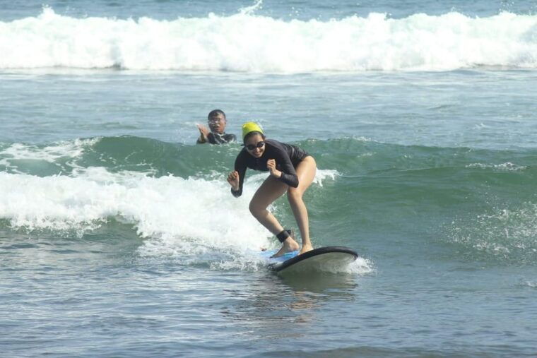 bali-seminyak-beach-surf-lesson-experience-2-hour