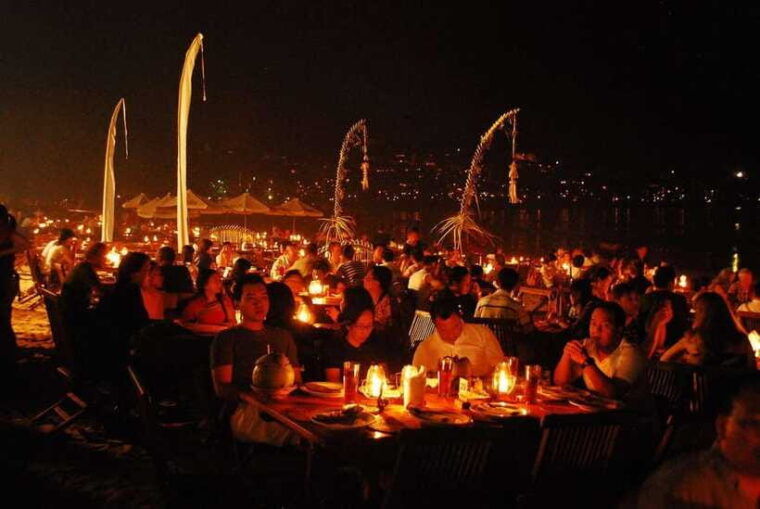 bali-water-sports-uluwatu-kecak-fire-dance-and-dinner-stop