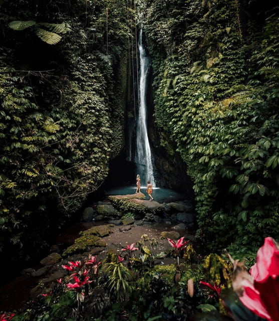 baliulun-danu-waterfalls-handara-gate-cofee-planta-tour